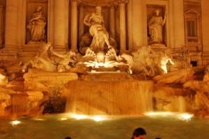 RomeTrevi Fountain (5)
